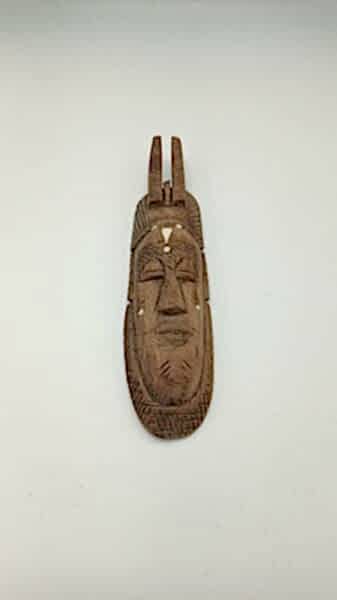 Mineli Mask Ahşap Ölçü 23X6X3 Cm