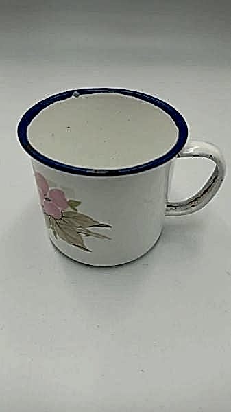 Emaye Kupa Ölçü 7X7X6 Cm